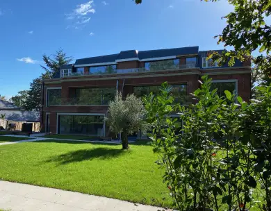 Luxury modern mansion with landscaped gardens in Chigwell Essex